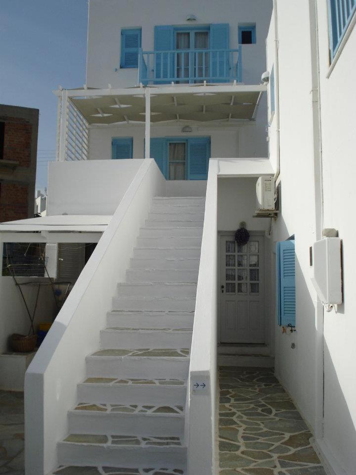 Paroscarmel Studio-Apartment Logaras Luaran gambar