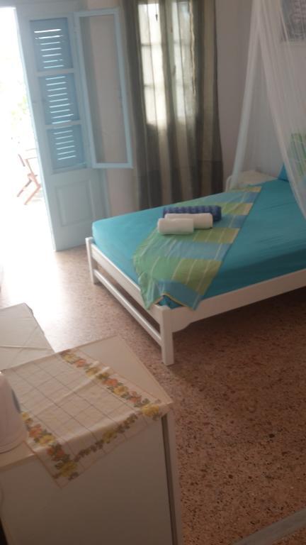 Paroscarmel Studio-Apartment Logaras Luaran gambar